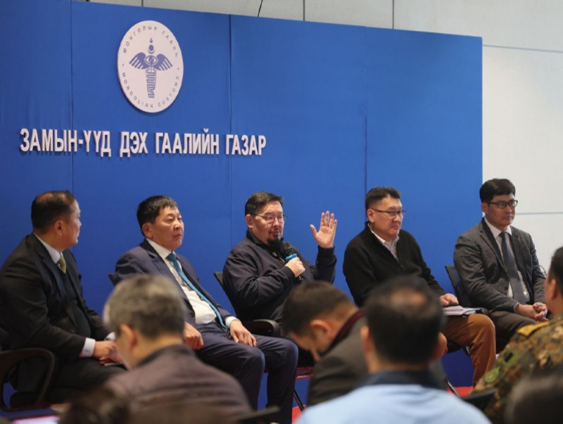 Г.Занданшатар: Замын-Үүд сумыг хотын статустай болгож, хил гааль дахь авлигыг тасдах замаар эх орны үүдэн хэсгээ цэгцэлнэ